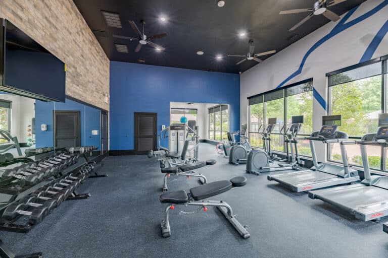 Windsong Estates Apartments 24/7 fitness center.