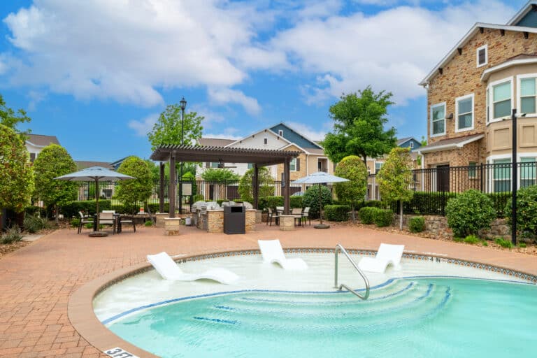 Windsong Estates Apartments pool.
